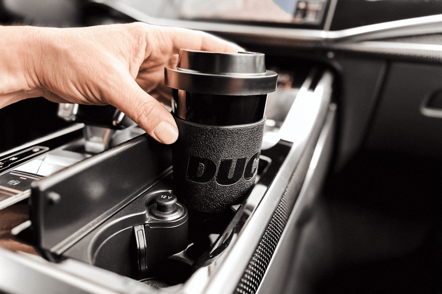 Barista M3 1926 Limited Edition Carbon Fiber – Produktfoto auf transparentem Hintergrund